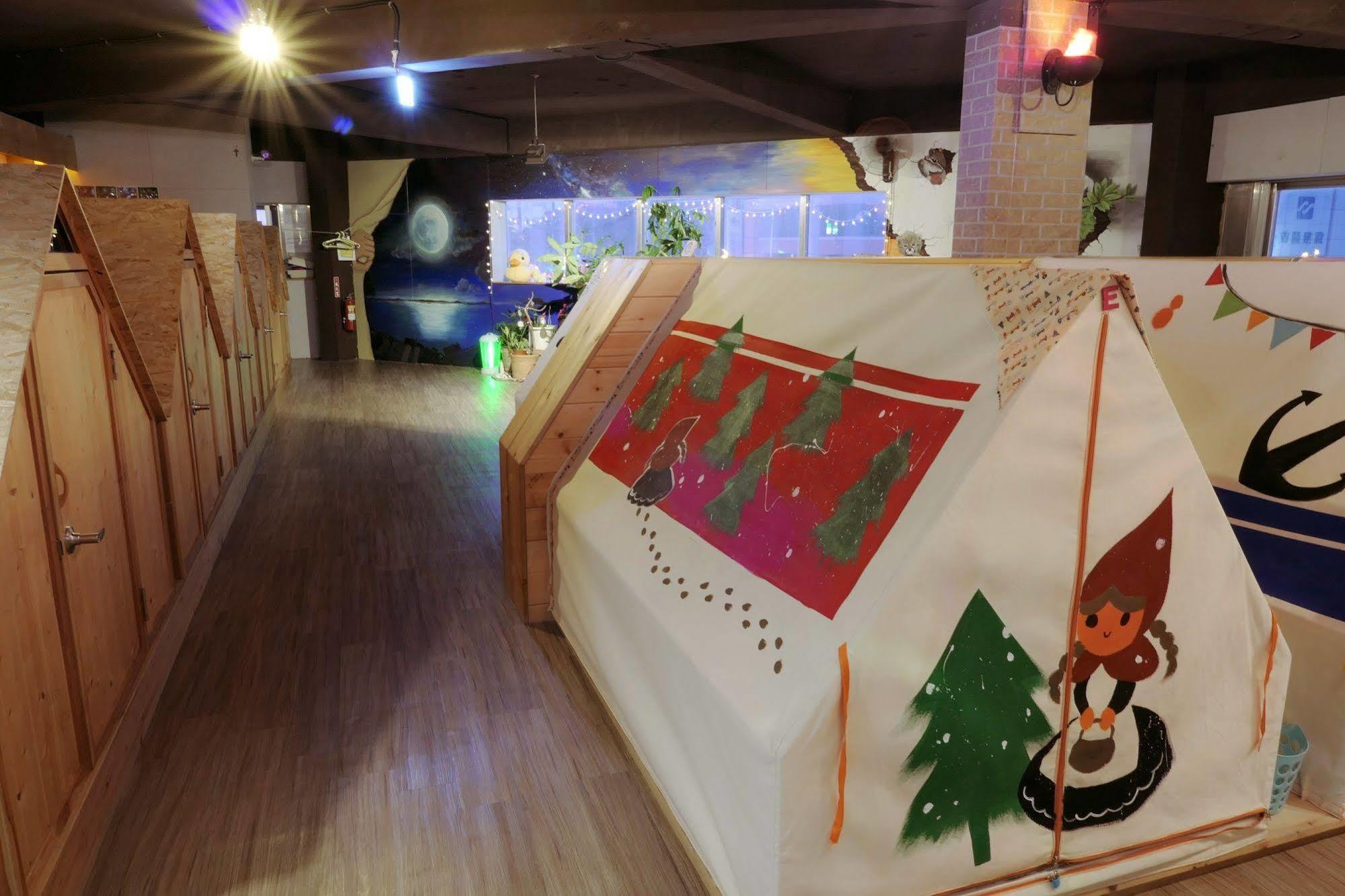 棚棚屋室內帳篷民宿inn Гаосюн Екстер'єр фото